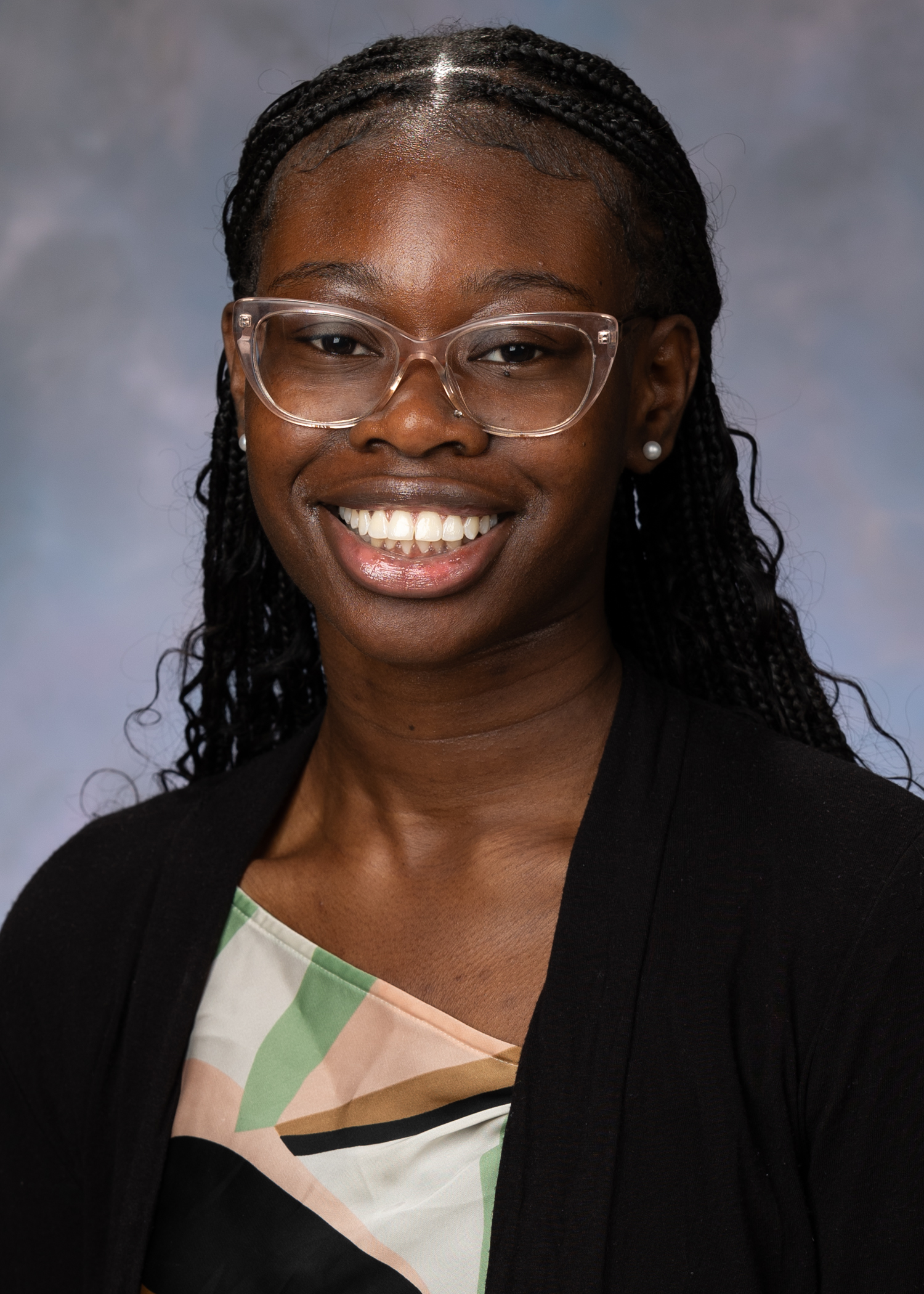 portrait of Britney Manu